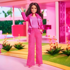 Кукла Barbie The Movie - Глория, носеща розов костюм