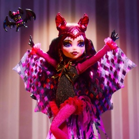 Колекционерска кукла Monster High Freak Du Chic Draculaura