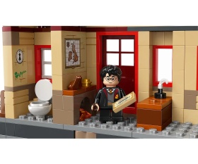 LEGO® Harry Potter™ 76423 - Хогуортс Експрес и гара Хогсмийд