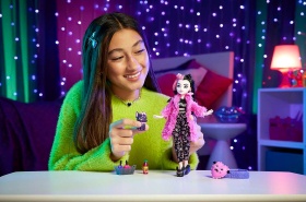 Кукла Monster High Creepover Party, Дракулора с аксесоари и домашен любимец прилеп