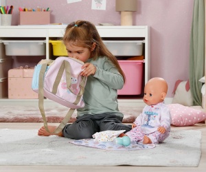 Baby Born - Чанта с аксесоари за преповиване