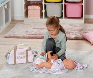Baby Born - Чанта с аксесоари за преповиване