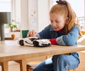 LEGO® Technic 42184 - Бяла хиперкола Koenigsegg Jesko Absolut