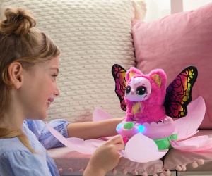 Hatchimals - Трансформиращо се яйце Bloomables KittyFly