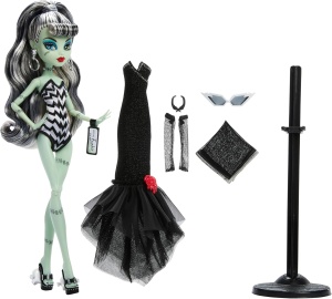 Колекционерска кукла Monster High Skullector Frankie Stein x Barbie