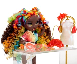 Кукла Rainbow High - Creative Crystals, Iris Bow