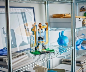 LEGO® Editions 43015 - Лионел Меси - футболна легенда