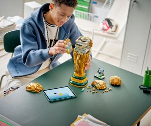 LEGO® Editions 43020 - Официален трофей на Световното първенство на ФИФА