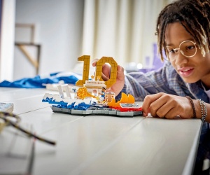 LEGO® Editions 43013 - Килиан Мбапе - футболни акценти