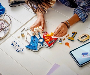 LEGO® Editions 43013 - Килиан Мбапе - футболни акценти