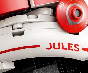 LEGO® Editions 43014 - Каска на Чарлз Льоклер от Scuderia Ferrari HP